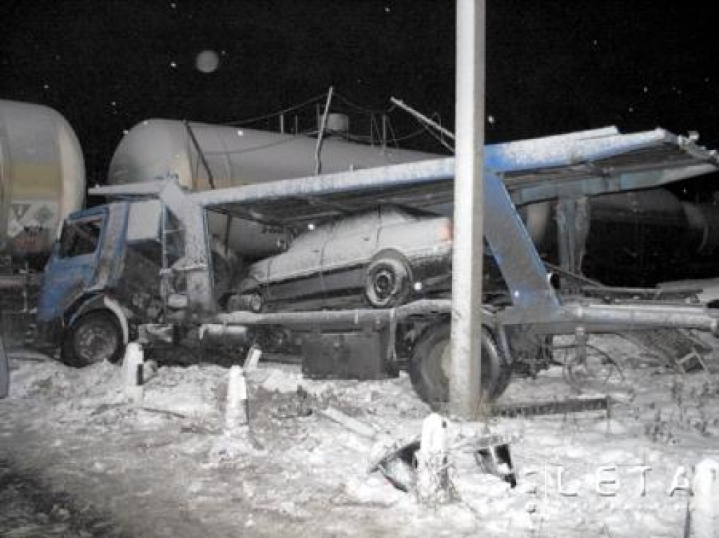 Kravas automašīnas 