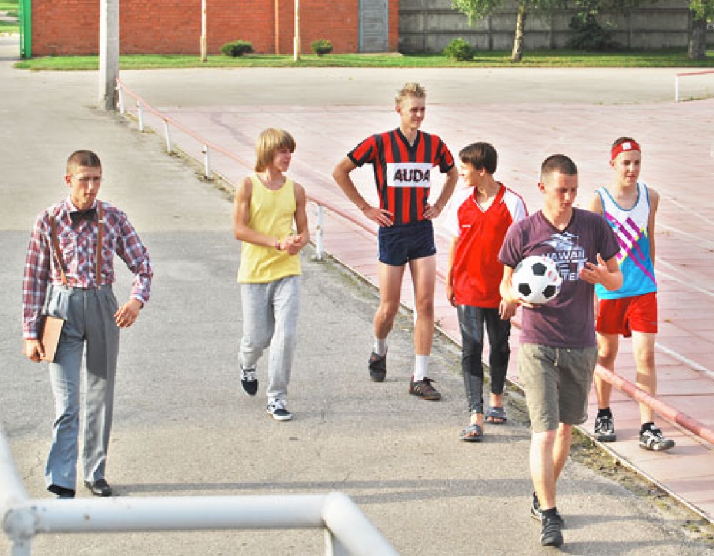 Kadrs no amatierfilmas «Laukuma karaļi».
Autors: no albuma.