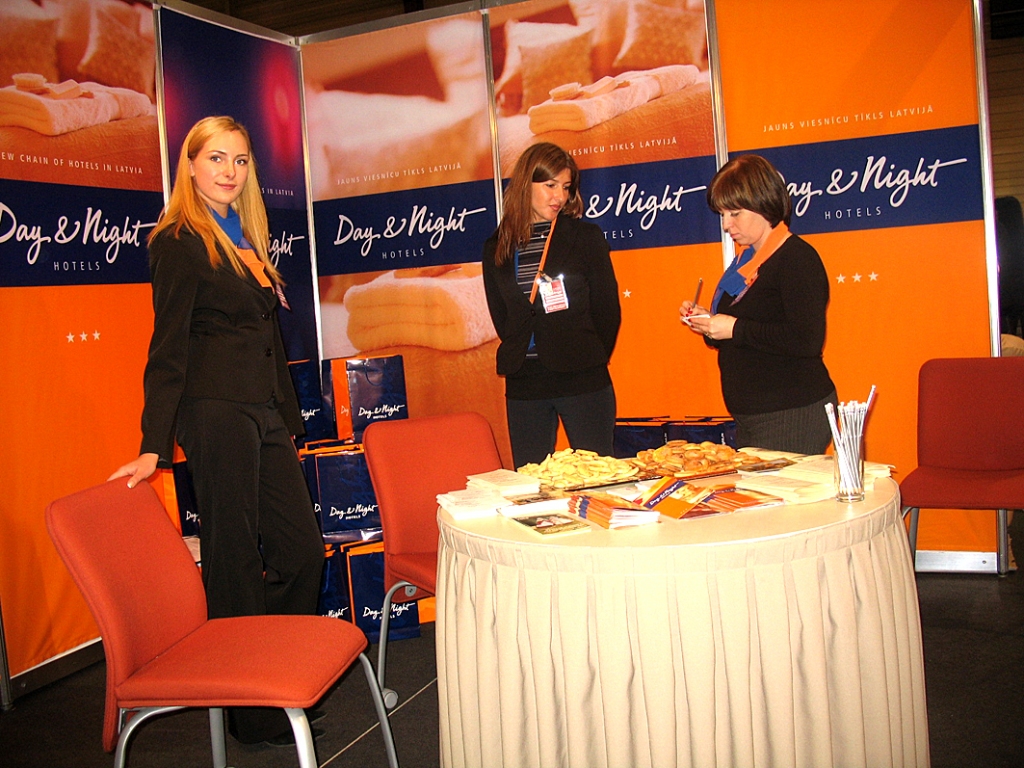 Bauskas viesnīcas «DayNight» stends starptautiskajā tūrisma gadatirgū «Balttour». 
Autors: Vilnis Auzāns