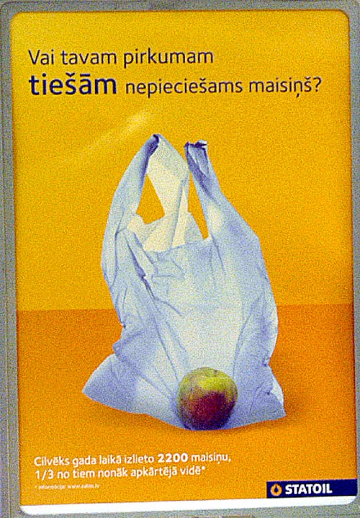 Līdz martam visās «Statoil» DUS autobraucējus uzrunās informatīvi materiāli ar jautājumu «Vai tavam pirkumam tiešām nepieciešams maisiņš?».
Autors: Ivars Bogdanovs