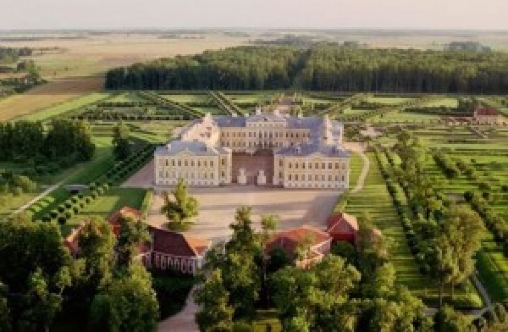 Top - 10 arī Rundāles pils.
Autors: no «Bauskas Dzīves» arhīva.