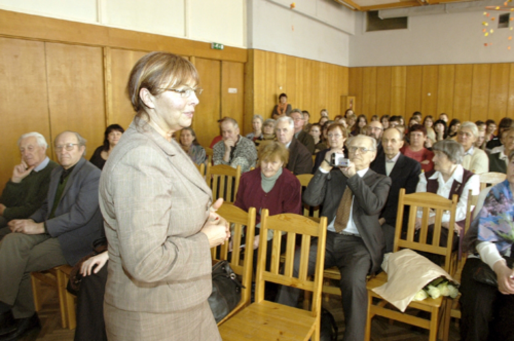 Kinorežisore un publiciste Dzintra Geka 31. martā Pilsrundāles vidusskolā tiekas ar Bauskas, Rundāles un Svitenes pagasta politiski represētajiem un skolēniem.
Autors: Ivars Bogdanovs