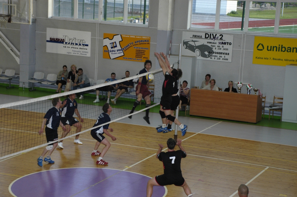 Vecumnieku komandas labā saspēle un kombinācijas pavēra ceļu uz zelta medaļām. 
Autors: Ivars Bogdanovs