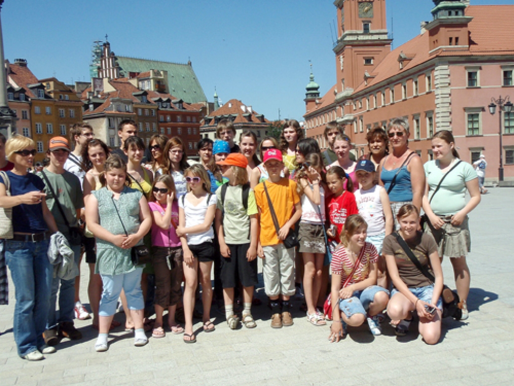 Desmit dienu braucienā uz Poliju devās Bauskas 1. vidusskolas 30 labākie audzēkņi.
Autors: no albuma