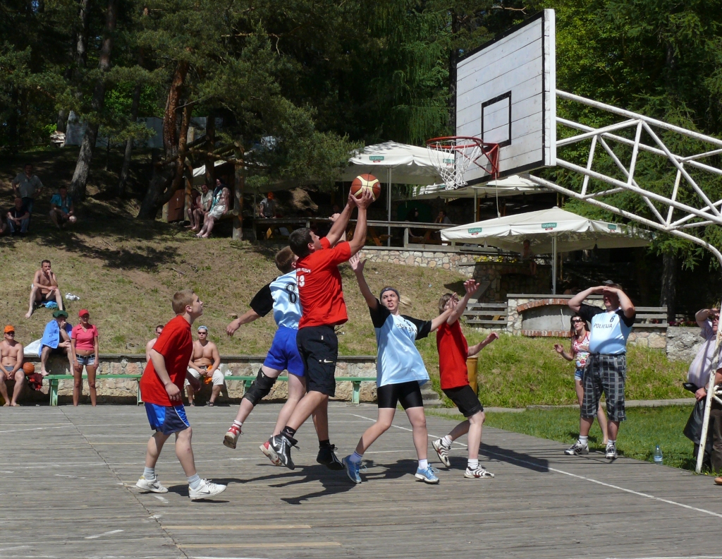 Māra Grīnfelda metiens grozā šoreiz bija precīzs. 
Autors: No albuma.