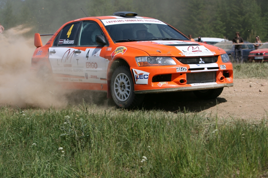 Rallijā „Ergo Cēsis”, kas bija LMT Latvijas autorallija čempionāta trešais posms, „Latvijas Mobilā telefona rallija komandas” ekipāža Andis Neikšāns/Pēteris Dzirkals ieņēma otro vietu.
Autors: Jānis Barbars, www.rallyemotions.net.