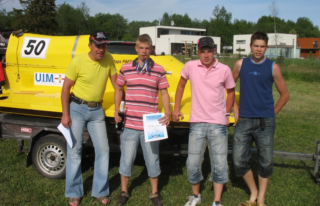 Komanda - Didzis Paegle ,Kristaps Paegle, Reinis Paegle, Mārtiņš Jātnieks.
Autors: Reinis Paegle