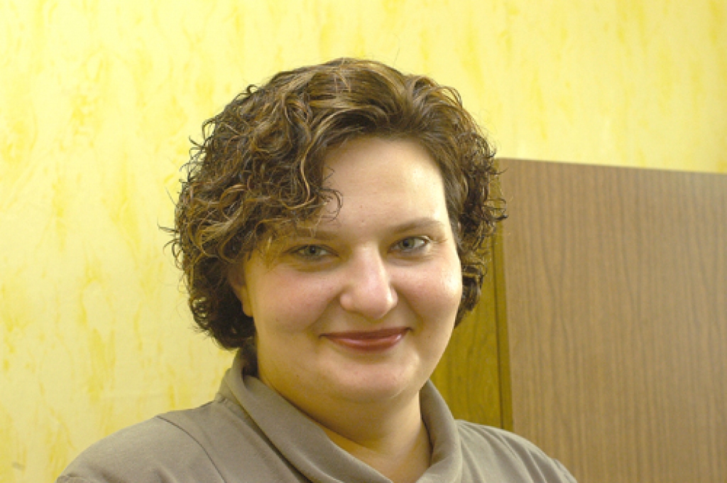 Īslīces pagasta padomes speciāliste Anita Skubiļina vadījusi vērienīgu projektu – «Motivācijas programma dzīves stila maiņai Īslīces pagasta sociālās atstumtības riska grupām».
Autors: no «Bauskas Dzīves» arhīva