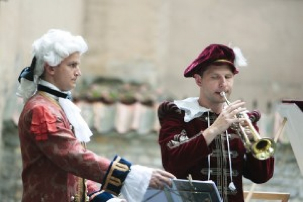 Autors: www.easyget.lv