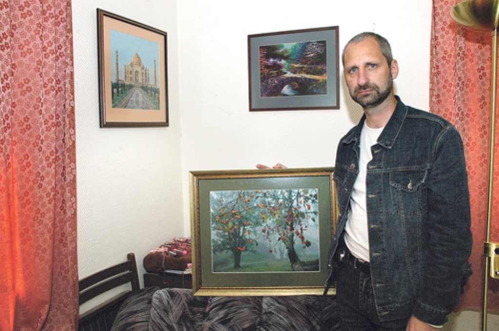 Aivars Melderis 14 gados izšuvis vairāk nekā 40 gleznu.
Autors: Ivars Bogdanovs