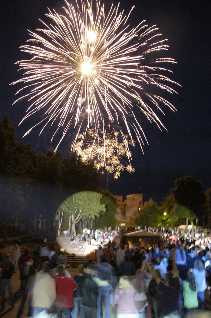Tagad Bauskas pilskalnā sarīkojumi drīkstēšot norisināties tikai līdz plkst. 24.
Autors: no «Bauskas Dzīves» arhīva