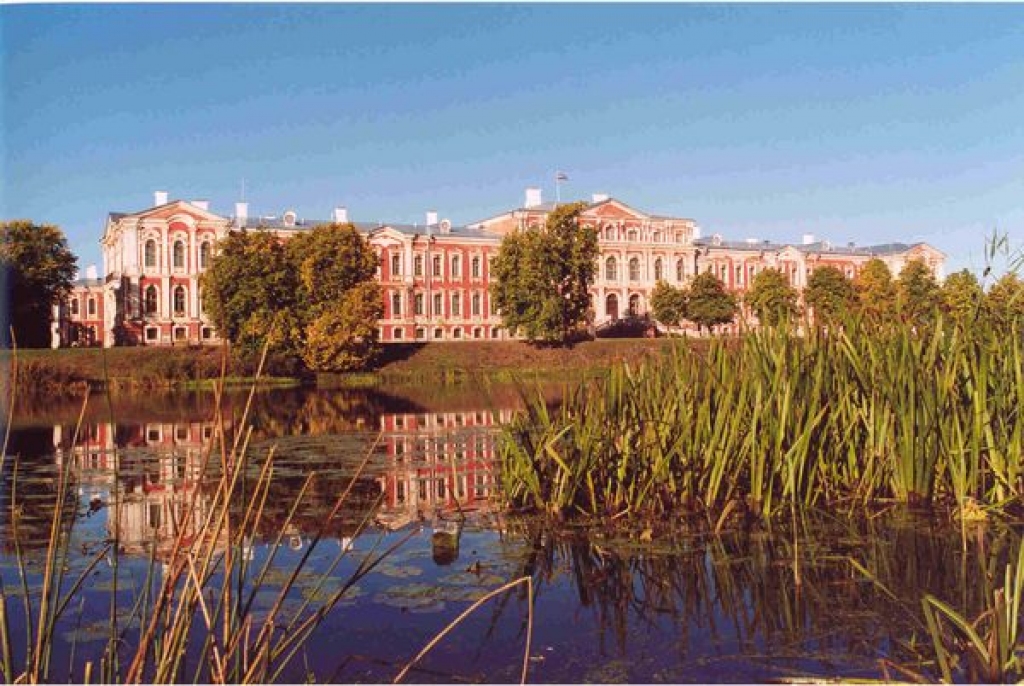 Jelgava uzņēmējiem ir interesanta ar intelektuālo potenciālu, ko garantē pilsētā esošā Latvijas Lauksaimniecības universitāte.
Autors: www.latviatourism.lv