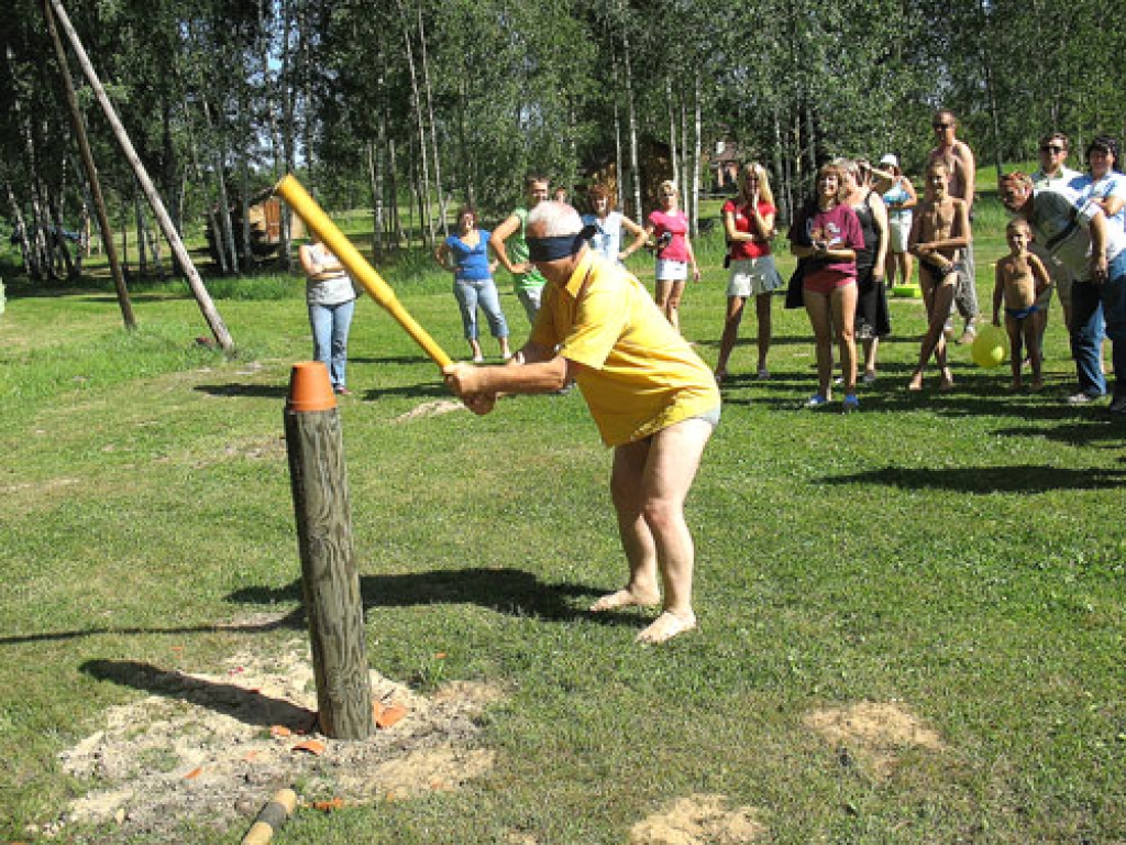 Dienas skaļākās atrakcijas notika pie Rukšezera. Attēlā – Tukuma rajona Tumes pagasta priekšsēdētājs Arvīds Driķis.
