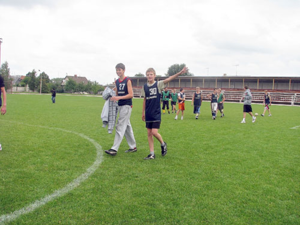 RAJONA PAŠVALDĪBAS sporta bāzes rekonstrukcijas pirmās un otrās kārtas darbi sāksies pēc būvdarbu iepirkuma procedūras pabeigšanas, proti, jau šogad.
Autors: Juris Iļņickis