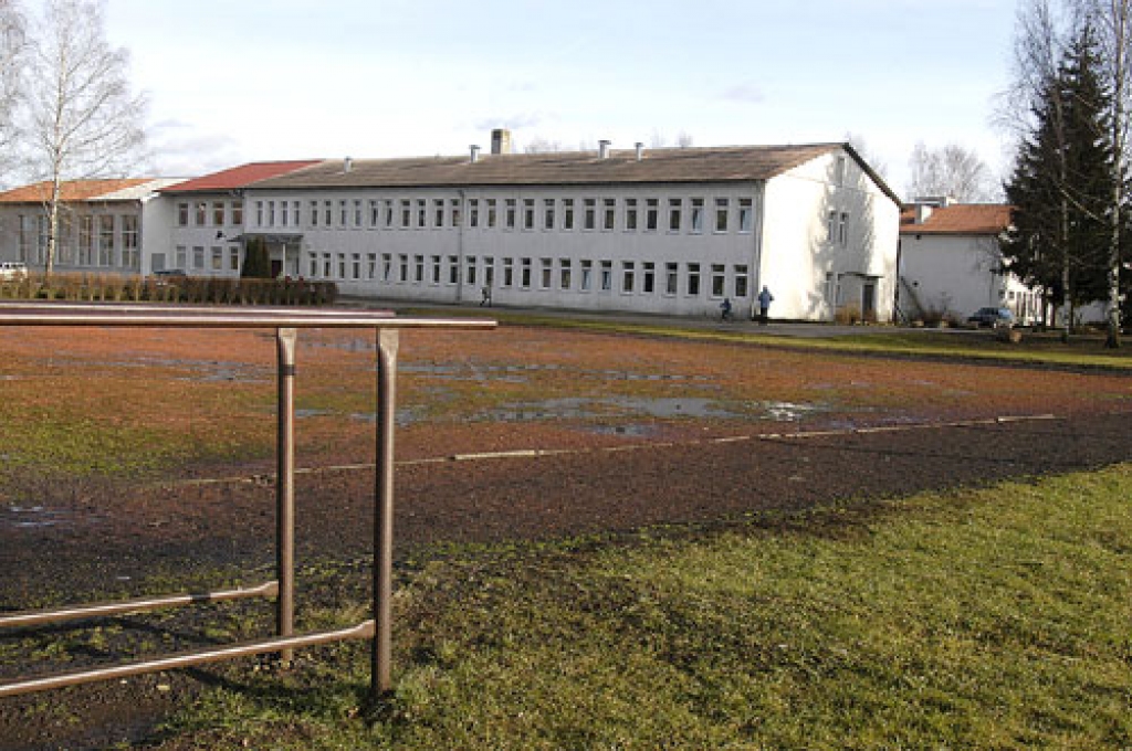 Nākamgad iecerēts sākt peldbaseina būvniecību pie Iecavas vidusskolas.
Autors: No «Bauskas Dzīves» arhīva.
