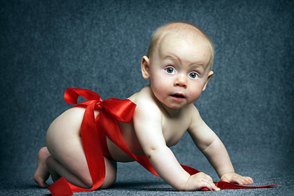 Atliek vien iztēloties un minēt, kas vecākus ir iedvesmojis mazuļiem dot mīļvārdiņus pupucītis, bembelātiņš, bubiņš, emulatorīte, mazā vecenīte.