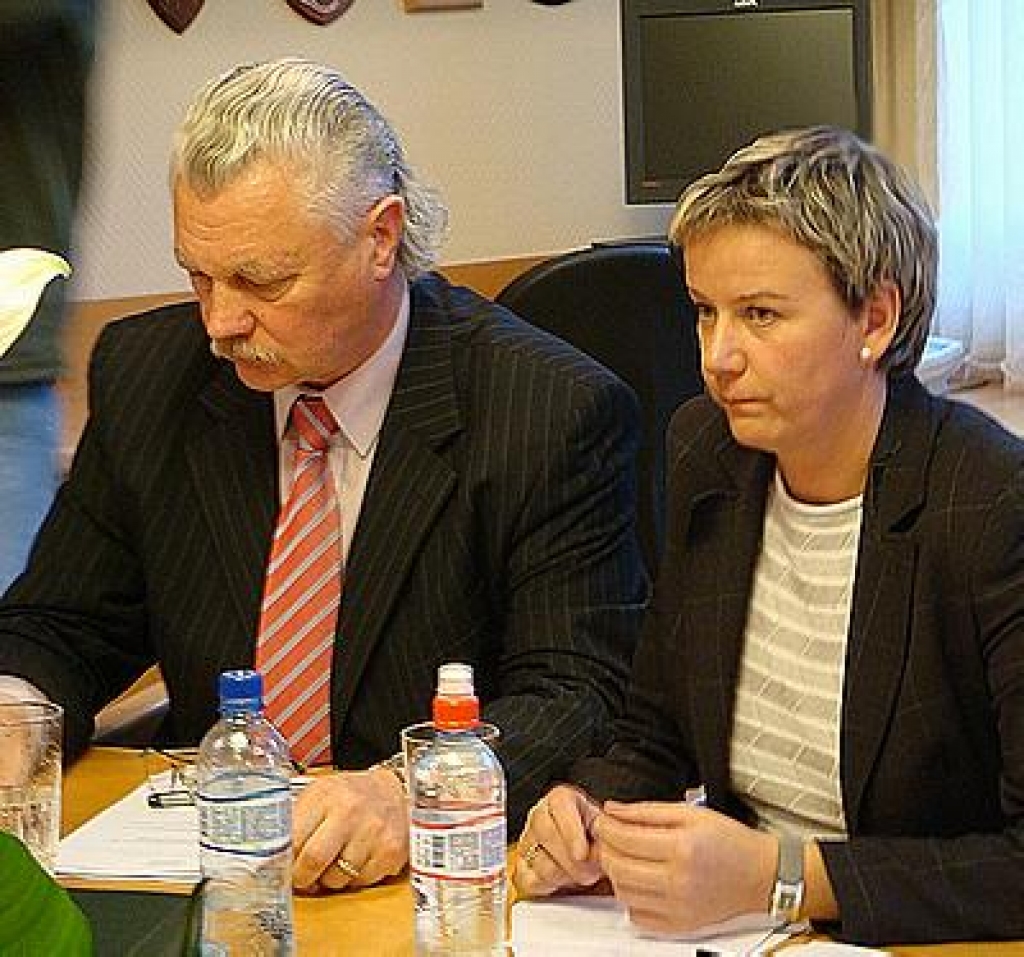 Policijas uzraudzība neizslēdz noziegumu izdarīšanu, vakar secināja Saeimas Aizsardzības, iekšlietu un korupcijas novēršanas komisijas deputāti.
Autors: www.chas-daily.com