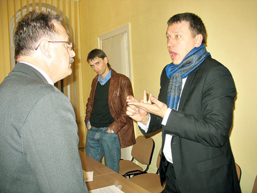 SIA «Aips» vadītāja Ulda Koluža (no kreisās) un Autotransporta direkcijas sabiedriskā transporta daļas vadītāja Andriana Ļublina strīdu Administratīvā rajona tiesa izšķīra par labu lauku pasažieru pārvadātājiem. Taču tiesvedība ar šo lēmumu, visticamāk, nebeigsies. 