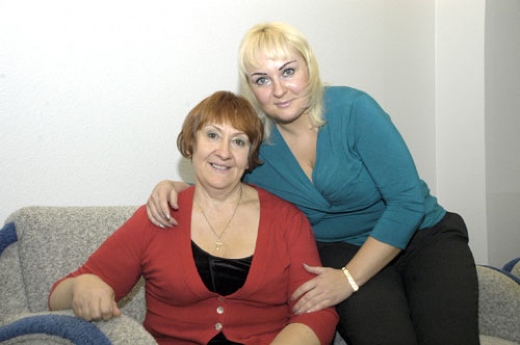 «Mana sirds tagad ir mierīga, Junonai klājas labi, bet viegli gan tas nav nācis. Aizbraucu ciemos, apbrīnoju skaisto dabu, arī cilvēki tur ir ļoti laipni,» atzīst Tatjana Baleiša (no kreisās), attēlā viņa kopā ar meitu Junonu oktobra beigās Bauskā.