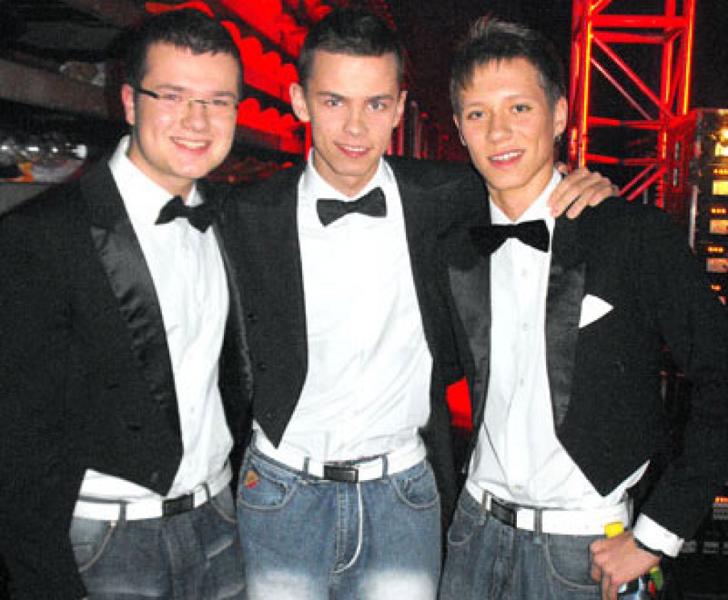 Grupa «PER» Ventspilī brīdi pirms došanās uz skatuves. 
Autors: Ingrīda Punka