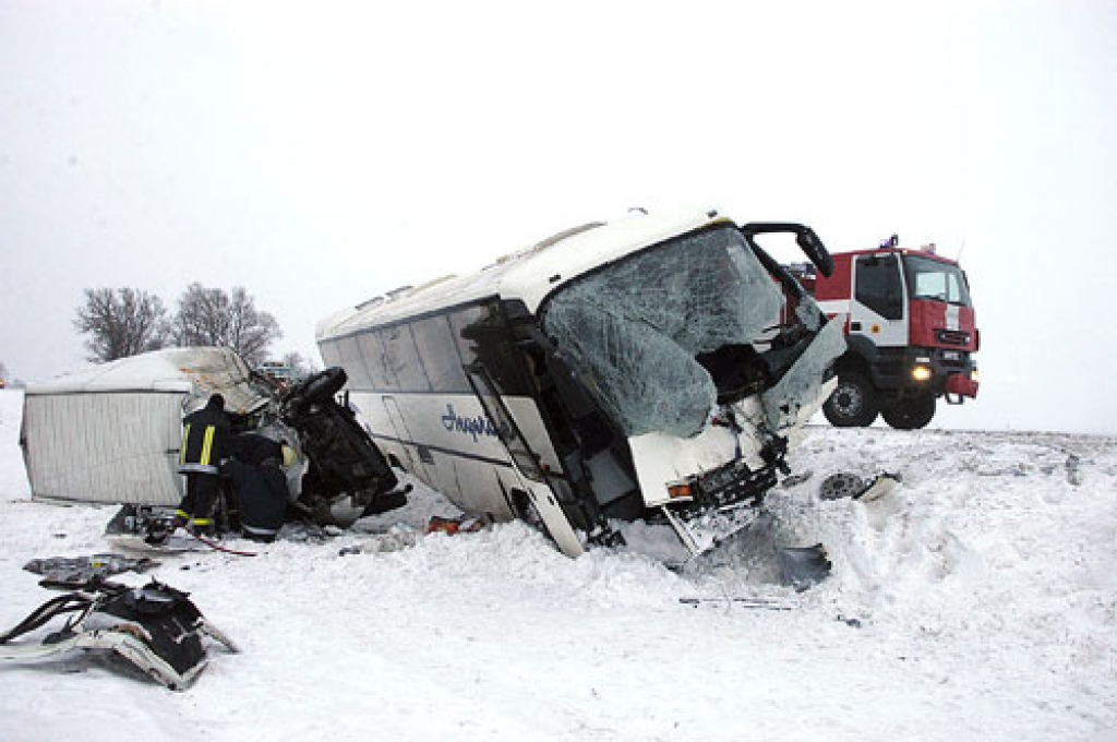 Ceļu satiksmes negadījums Bauskas pievārtē, saduroties diviem autobusiem.