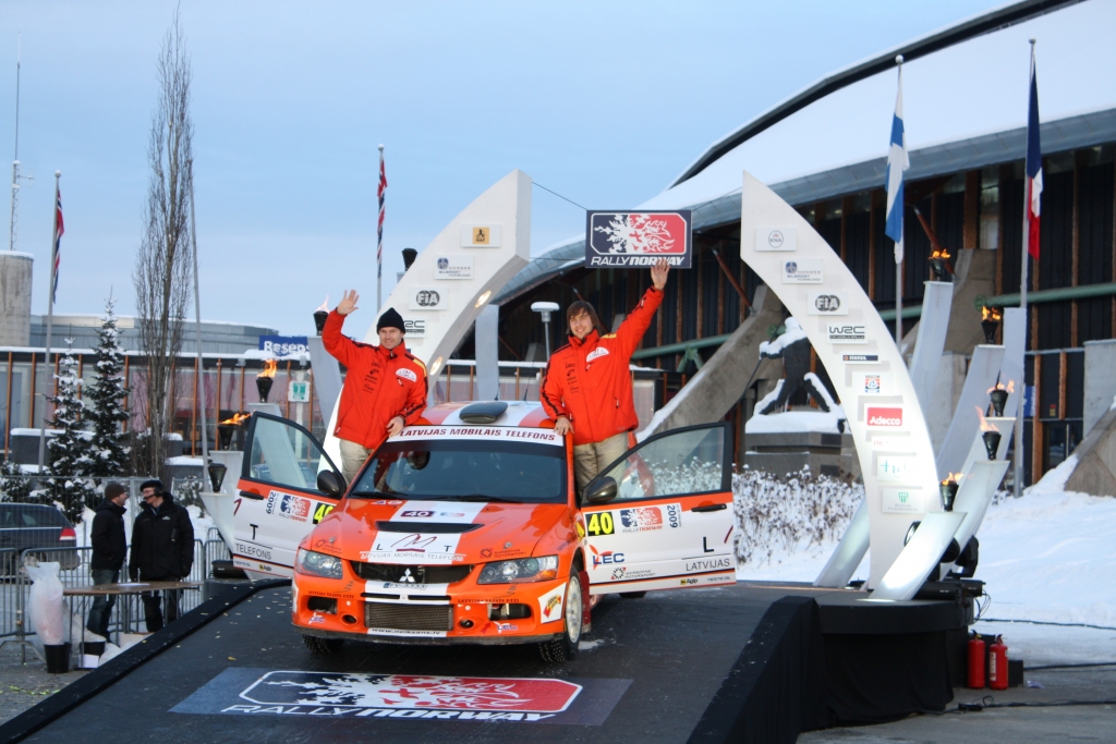 Ekipāža baušķenieks Andis Neikšāns/Pēteris Dzirkals izcīnījuši piekto vietu Production Car WRC ieskaitē pasaules autorallija čempionāta posmā Norvēģijā. 
Autors: no LMT rallija komandas arhīva
