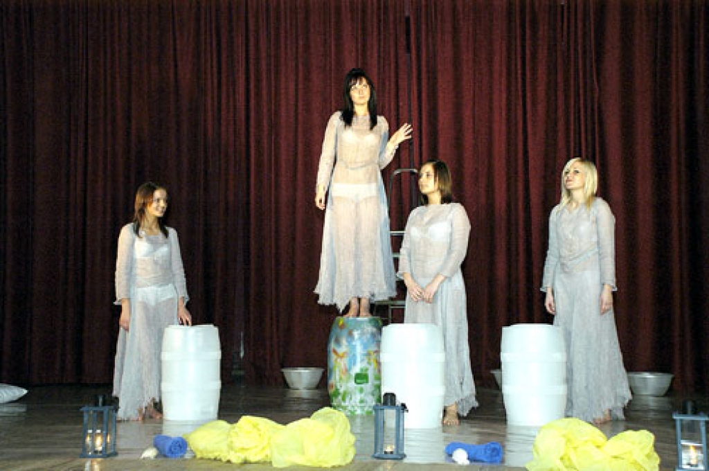 Izrādē «Silvera» spēlē Līva Dobele, Diāna Popova, Vita Šulce un Elita Armane.
Autors: Ivars Bogdanovs