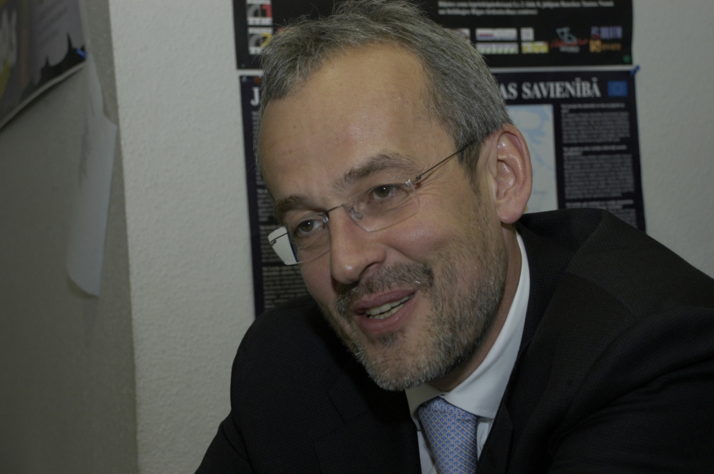 TB/LNNK deputātu kandidātu saraksta līderis ir pašreizējais EP deputāts, TB/LNNK priekšsēdētājs Roberts Zīle.
Autors: No «Bauskas Dzīves» arhīva.