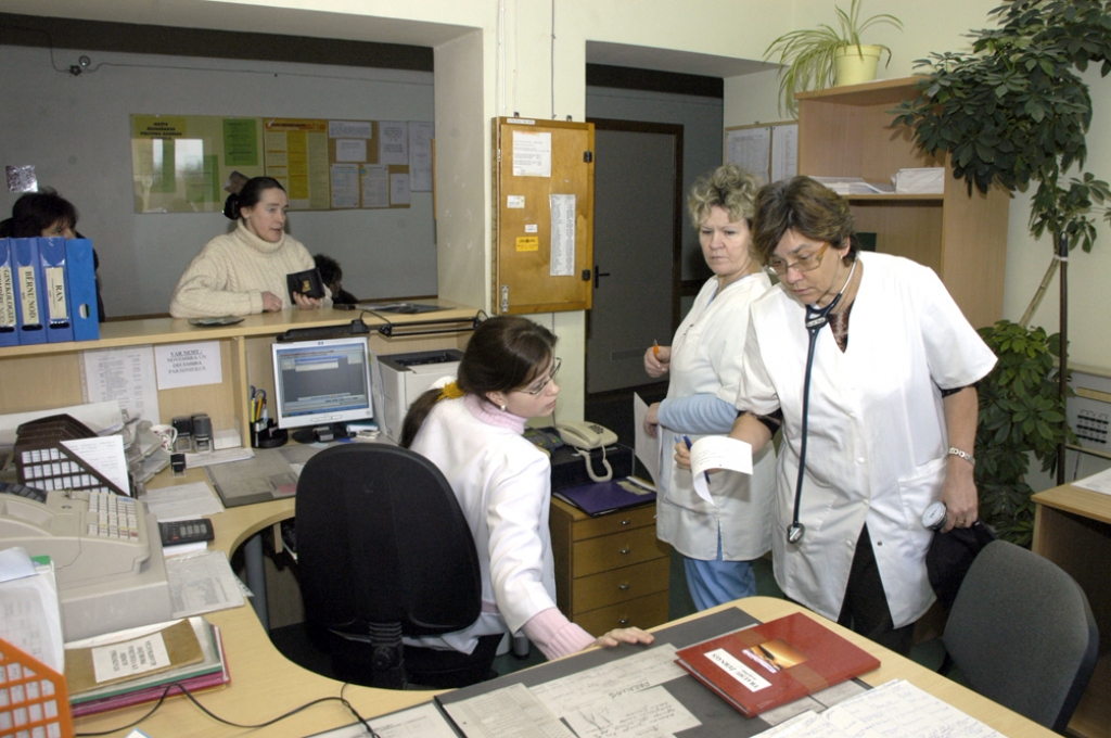 Kopš ieviesta paaugstinātā pacienta iemaksa, no Bauskas slimnīcas, nenokārtojot rēķinu, aizgājuši pieci stacionāra pacienti un vairāki, kuri palīdzību saņēmuši uzņemšanas nodaļā.
Autors: No «Bauskas Dzīves» arhīva.
