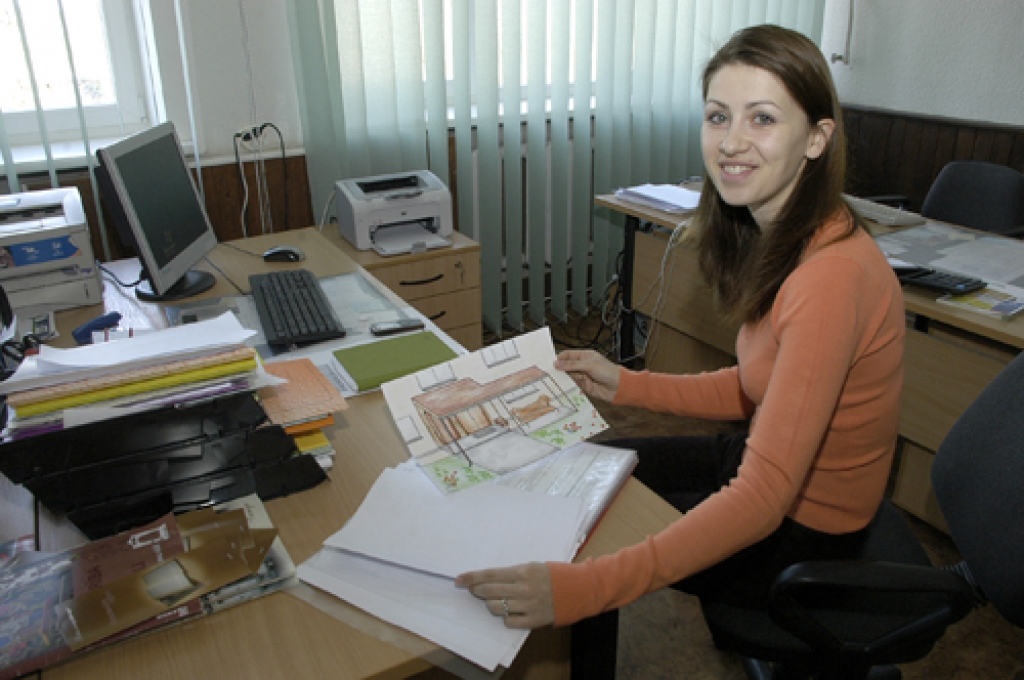 «Ja būtu iespējams, es atbalstītu visus iesniegtos 19 projektus. Taču ekspertiem būs jāizraugās desmit, kas saņems Nīderlandes fonda KNHM finansējumu,» skaidro projekta speciāliste Laura Ārente. 
Autors: Ivars Bogdanovs