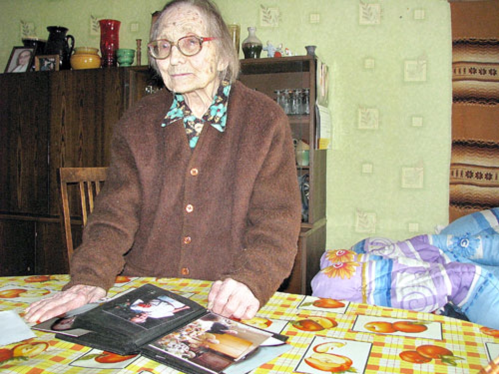 Ainai Balodei enerģiju un dzīvesprieku dāvājot Dievs. 