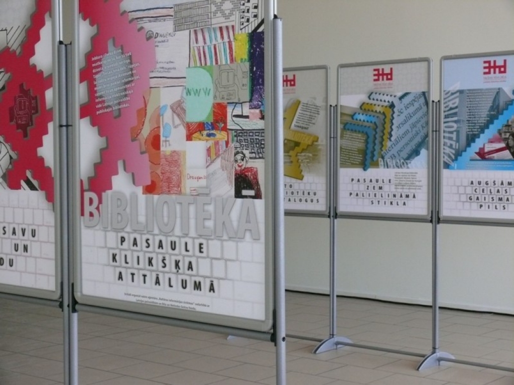 Ceļojošā izstāde «Pasaule klikšķa attālumā».
Autors: no www.emadona.lv