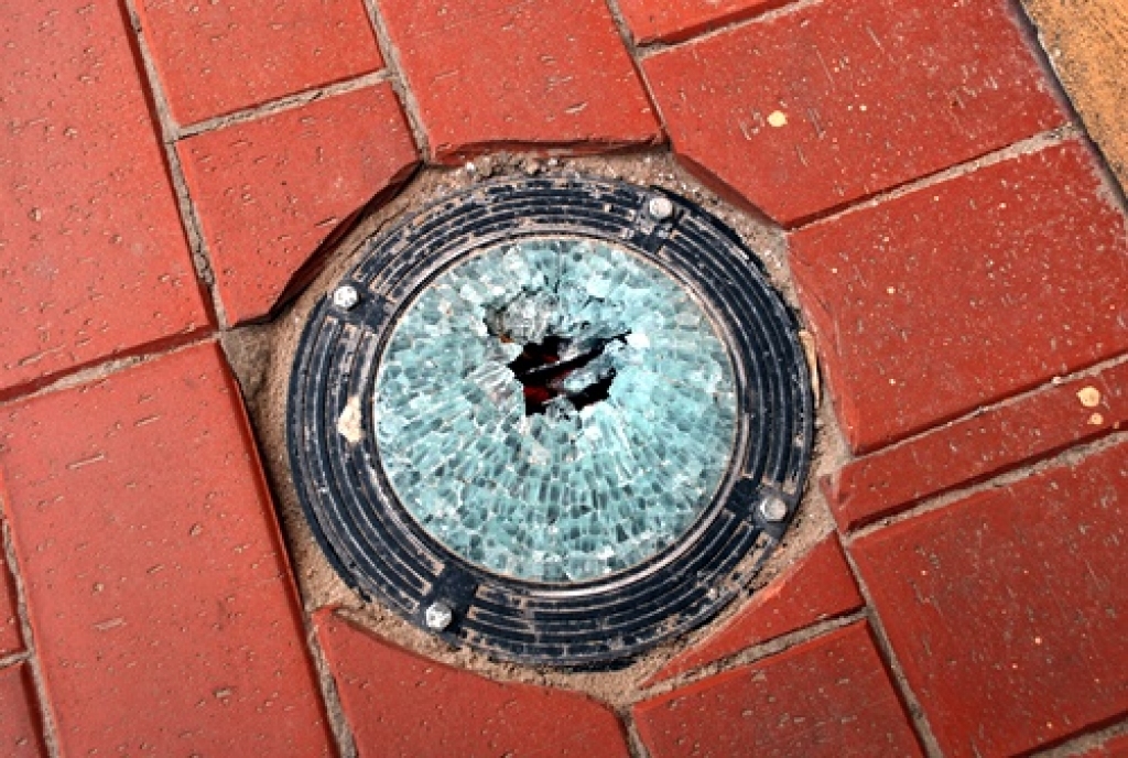 Ietve pie «Kvēles» nama Bauskā.