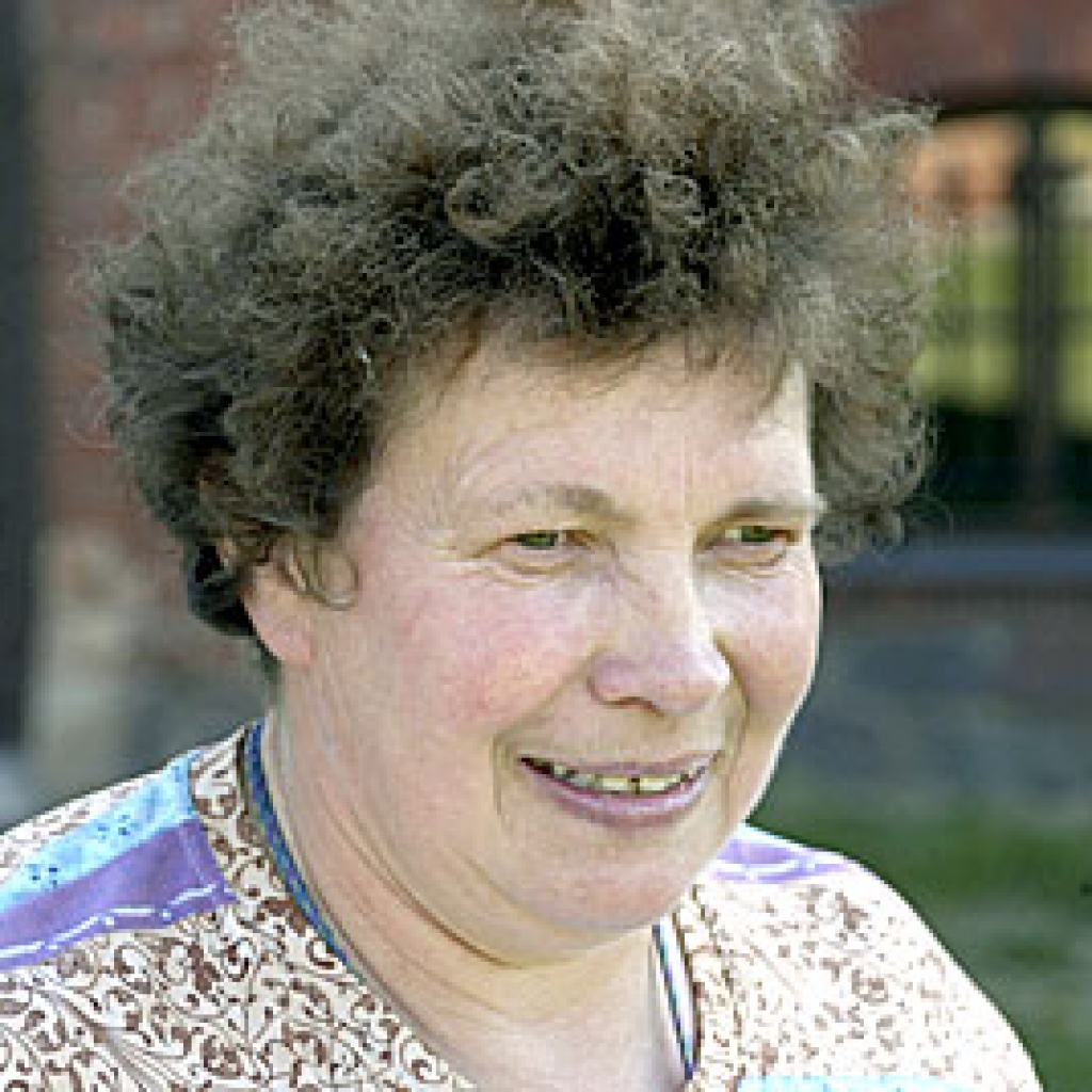 AUSTRA LUKAŠEVIČA.