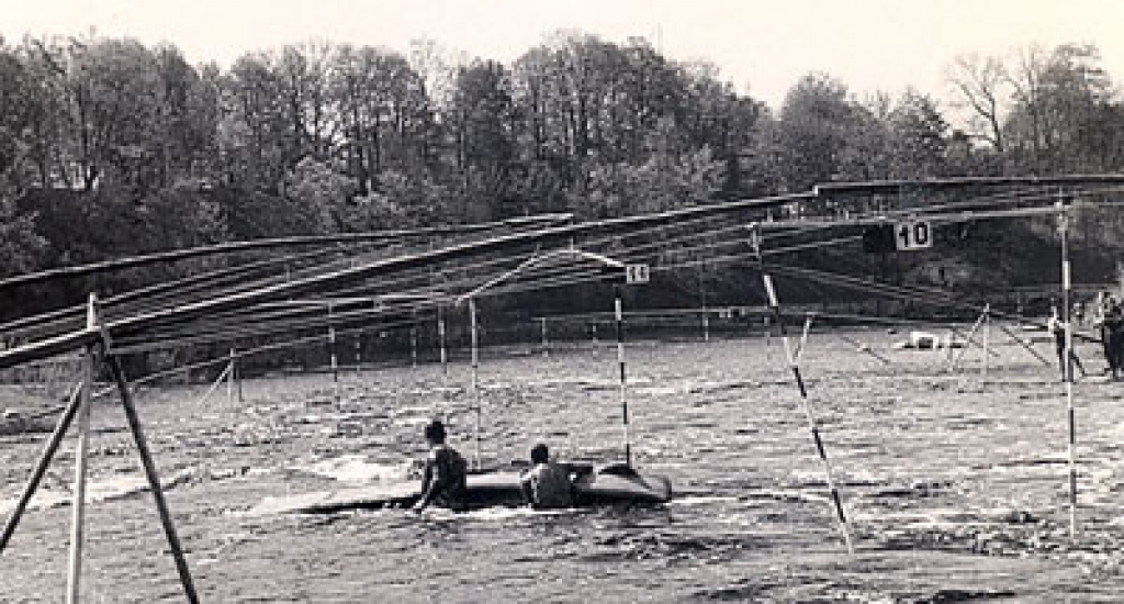 Trases veidošana bija sarežģīts darbs, to bez atlīdzības paveica entuziastu grupa, baušķenieki un daži viņu palīgi. 