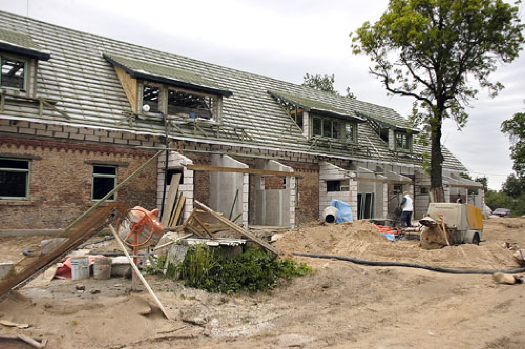 Nepieciešamība samazināt budžeta izdevumus Iecavā, iespējams, piespiedīs «iesaldēt» sociālās mājas «Aizupieši» rekonstrukciju.
Autors: no «Bauskas Dzīves» arhīva