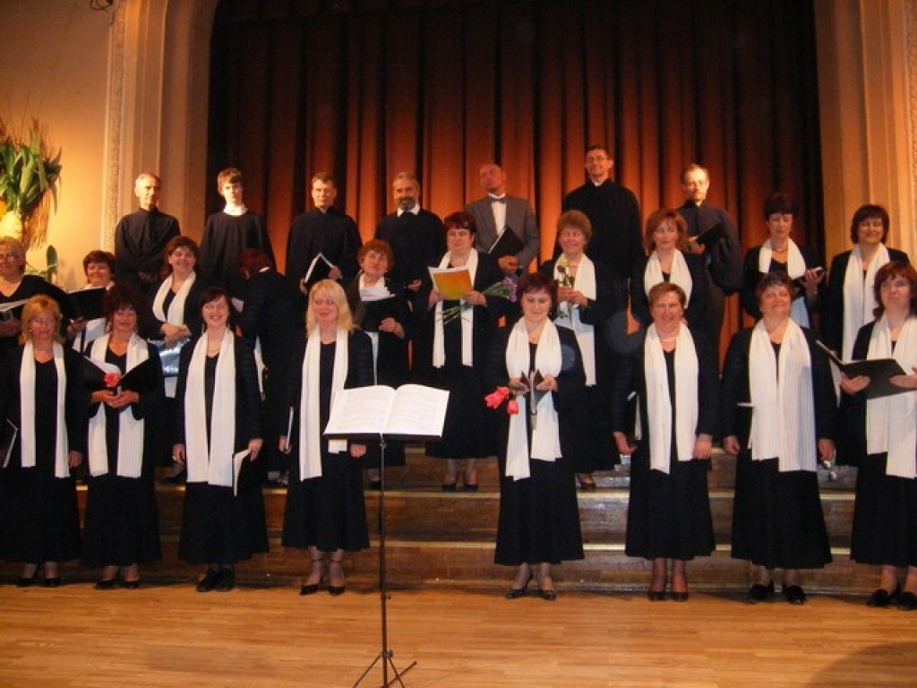 Codes pagasta jauktais koris «Mēmele» šogad svinēja 30 gadu jubileju.
Autors: no www.kulturaskarte.lv