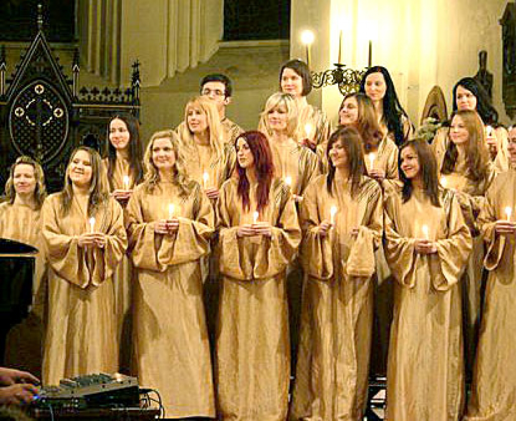 Rīgas Gospeļkoris, kas darbojas sešus gadus, aktīvi muzicē Latvijā un ārvalstīs.