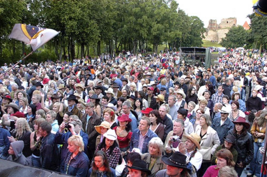 Skatītāji bija ieradušies no visām Latvijas malām.