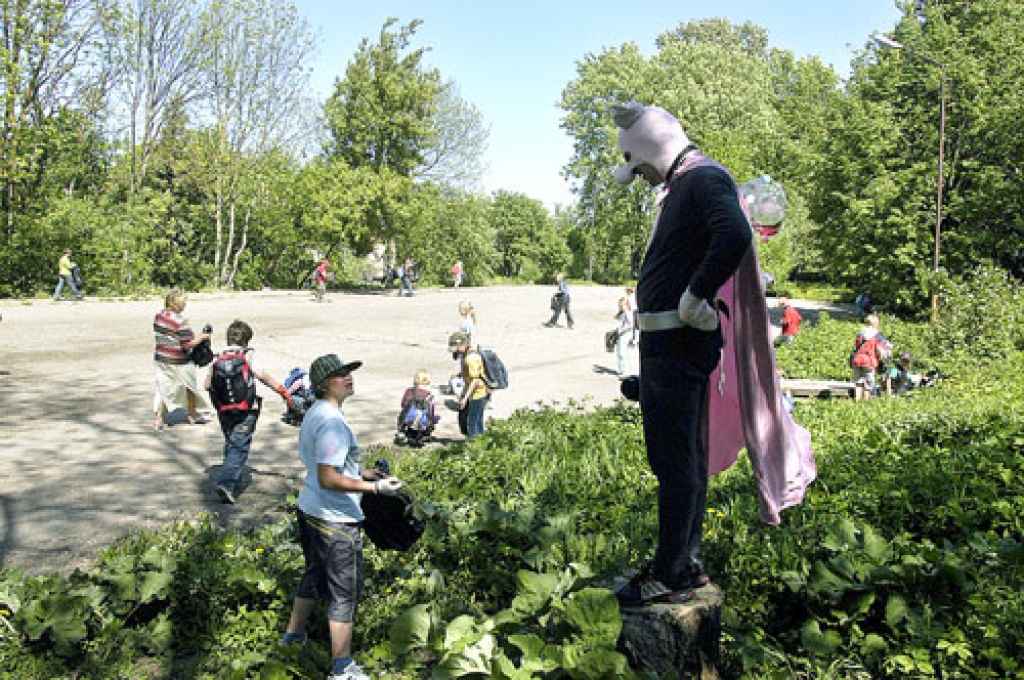 Cūkmens ir Latvijā labi pazīstams tēls, kas asociējas ar vides saudzēšanas kampaņām.  