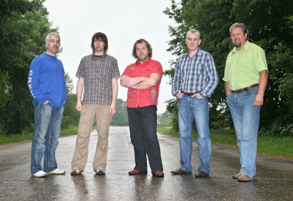 Grupa «Sestā jūdze». 