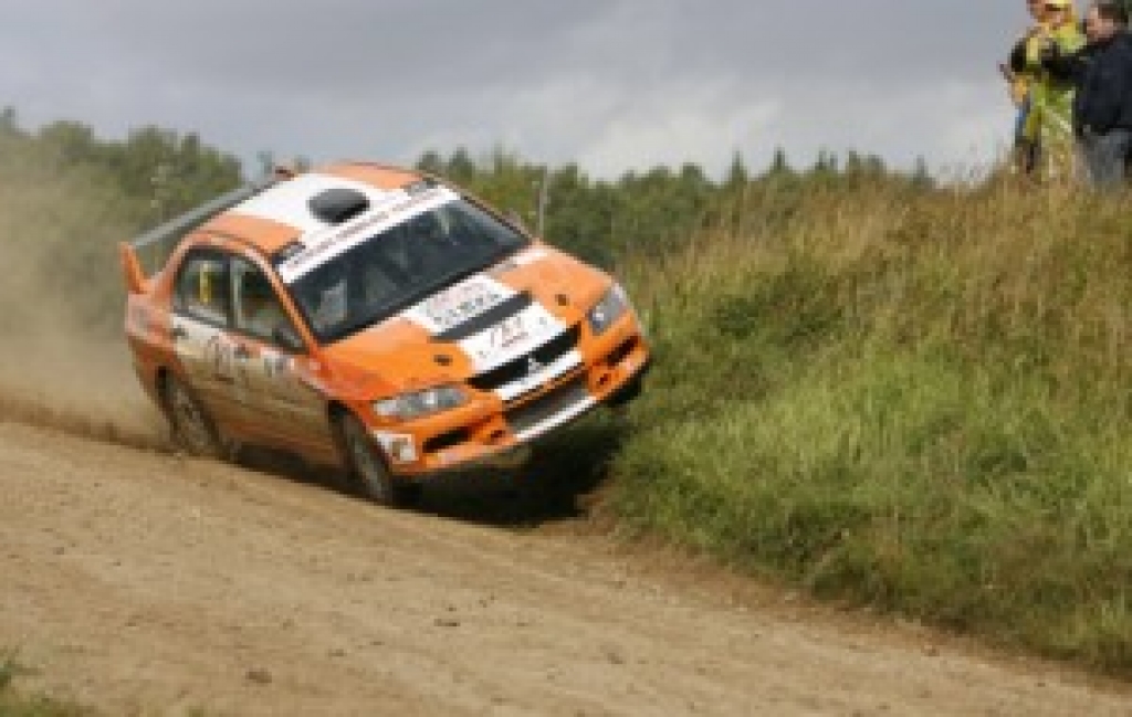 Māris Neikšāns/Raivis Jansons Vecpils ātrumposmā.
Autors: www.autosport.lv