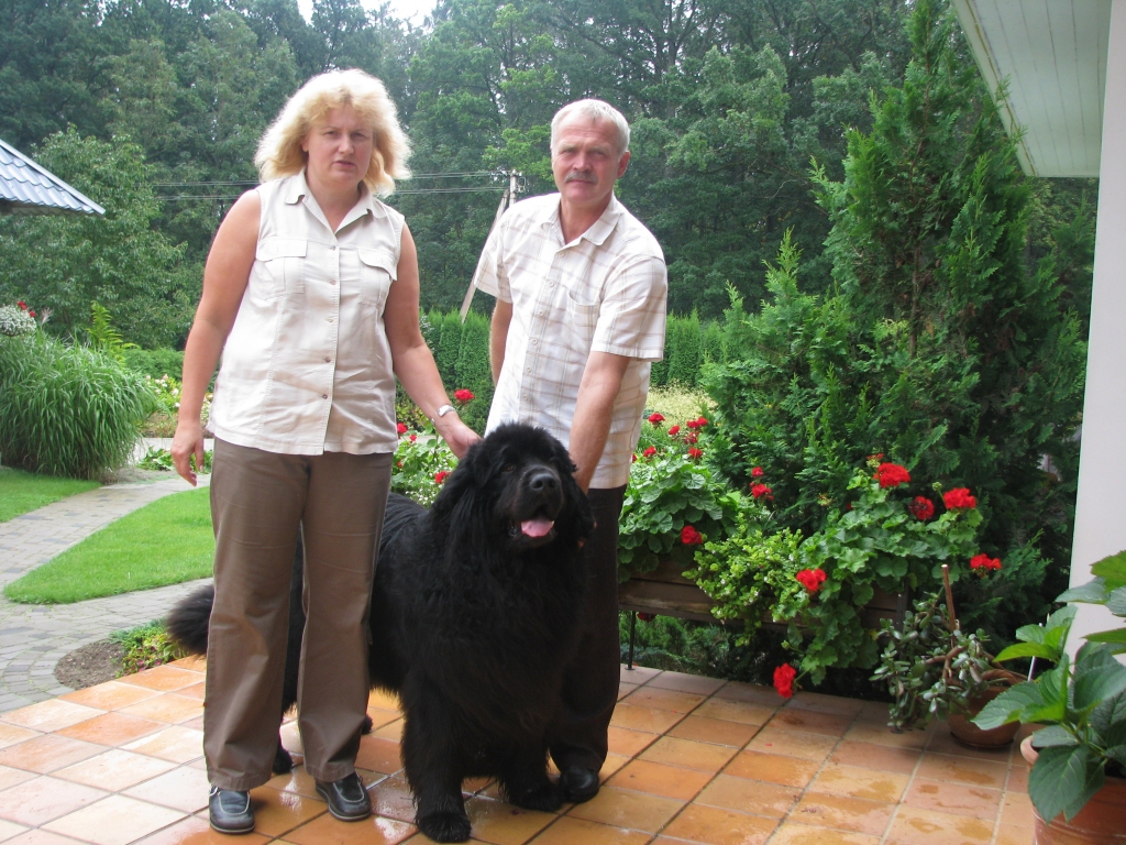 Iecavas novada Dome Latvijas Dārzkopības un biškopības biedrības konkursā «Par skaistāko Latvijas daiļdārzu un lauku sētu» pieteikusi arī Komisaru ģimenes skaisti kopto īpašumu.
Autors: No «Bauskas Dzīves» arhīva.