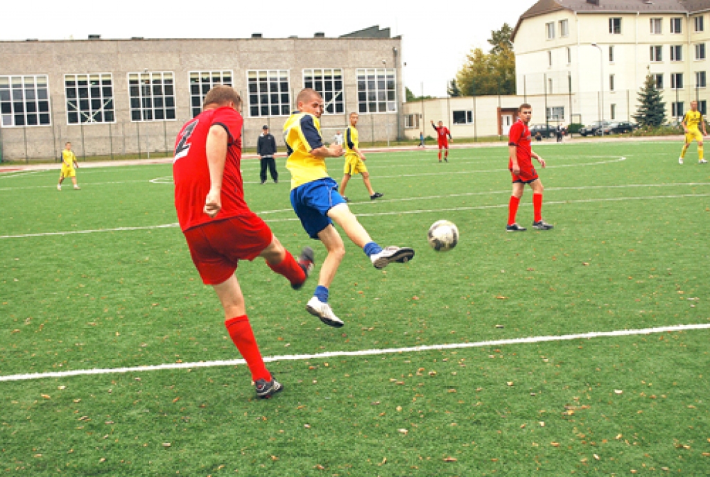 «Codes» spēlētājiem (dzeltenos tērpos) šoreiz nebija veiksmīga arī pēdējā spēle pret «Delfīniem». 