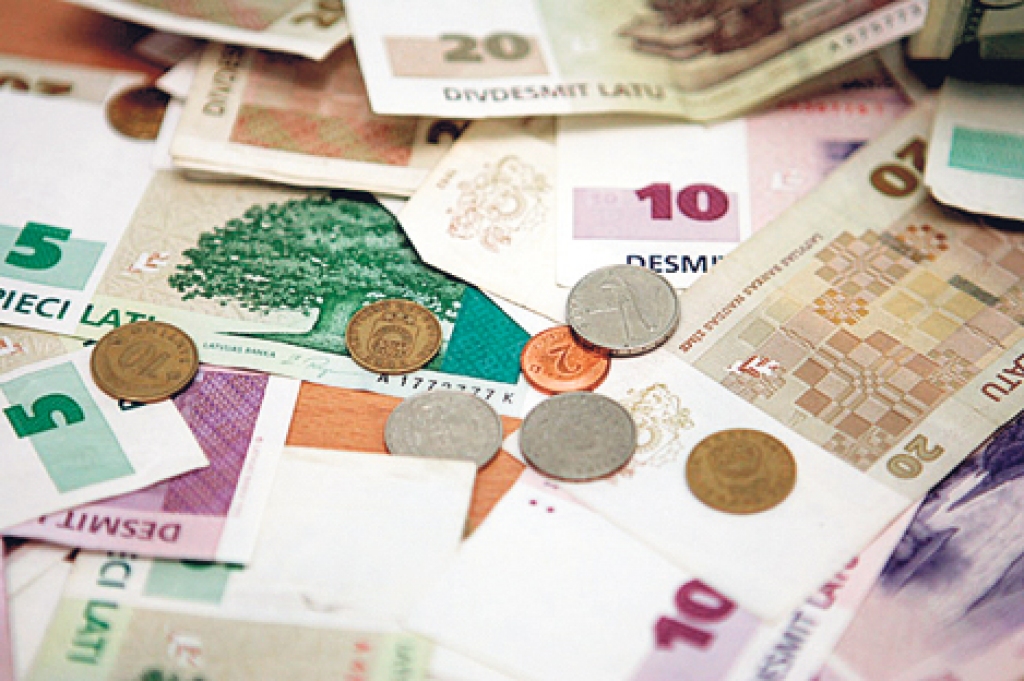 Novadu budžetu analīze liecina, ka jaunievēlētās domes maz domā par administratīvo izmaksu samazināšanu.
Autors: No «Bauskas Dzīves» arhīva.