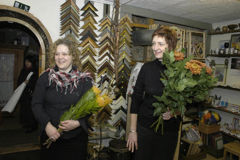 Indra Liepa un Inga Stafecka vietējā sabiedrībā uztur vērtības, kas palīdz nezaudēt stabilitāti un pašapziņu.
Autors: Ivars Bogdanovs