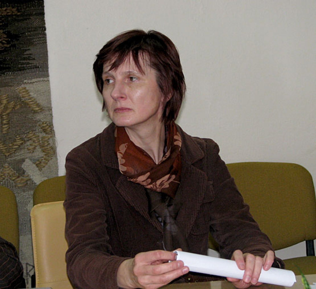 «Ceru uz vecāku, kolēģu un skolēnu atbalstu. Ja to saņemšu, varēšu palikt strādāt Mežgaļos ilgu laiku,» tāds ir topošās direktores Agneses Mackevičas viedoklis. 
Autors: Vilnis Auzāns