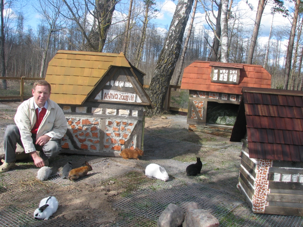 Apmeklētāju īpašā uzmanības lokā ir arī Trušu pilsētiņa Vecumniekos. 
Autors: No «Bauskas Dzīves» arhīva.