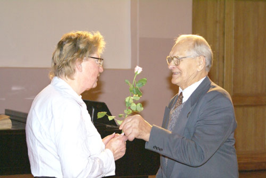 Emeritai Buķelei – «Rētas» priekšsēdētāja Jāņa Puriņa īpašs paldies.