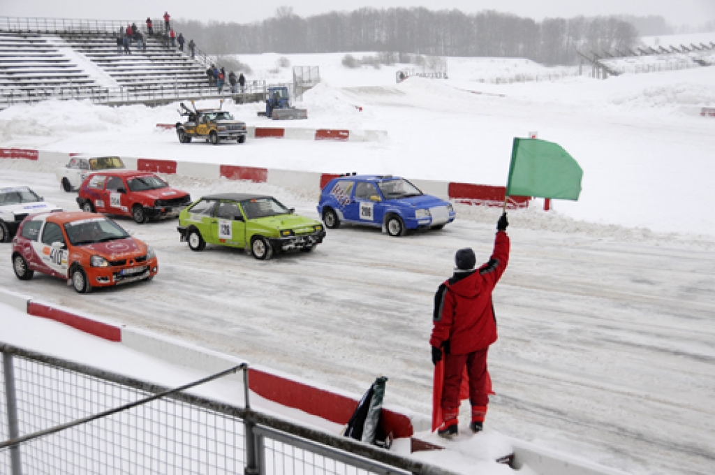 Uz starta „Mūsā” – autokrosa braucēji.
Autors: Ivars Bogdanovs
